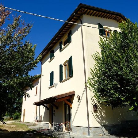 Casa Vacanze Campo D'Arco Nocera Umbra Luaran gambar